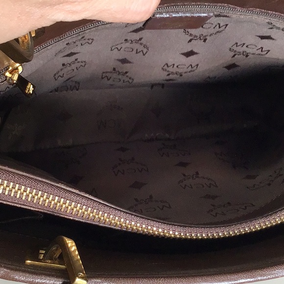 EUC MCM Vintage Book Tote Bag with Matching Wristlet Pouch Brown #V6580 - Picture 12 of 16